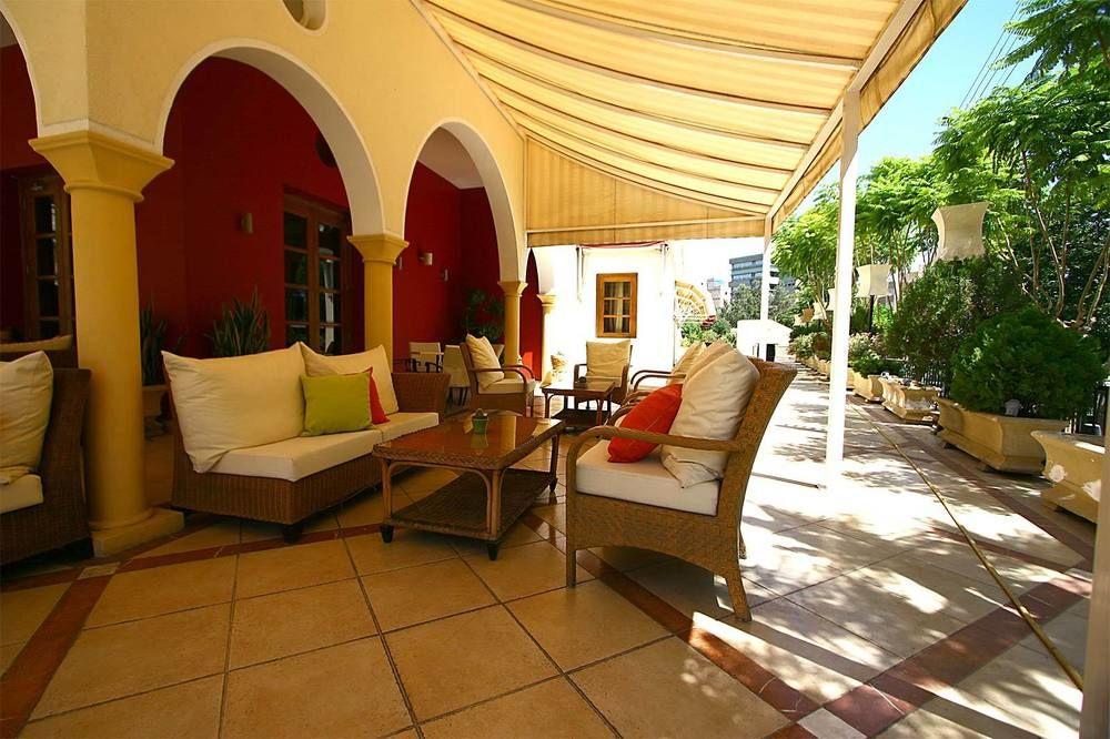 Curium Palace Hotel Limassol Kültér fotó