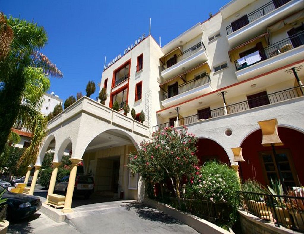 Curium Palace Hotel Limassol Kültér fotó